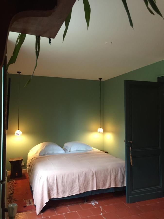 Bed and Breakfast Damechouette Pujols  Exteriér fotografie