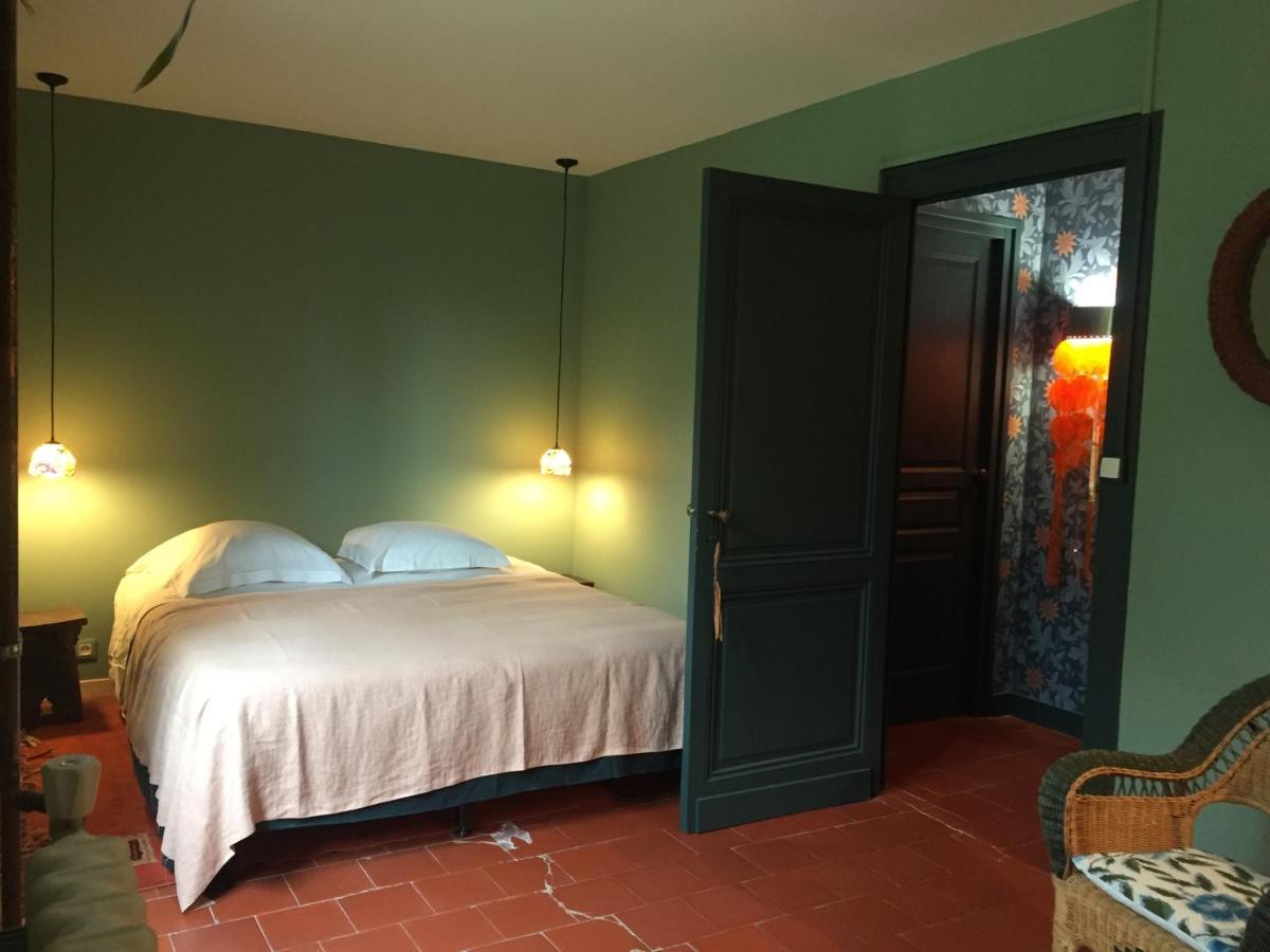 Bed and Breakfast Damechouette Pujols  Exteriér fotografie