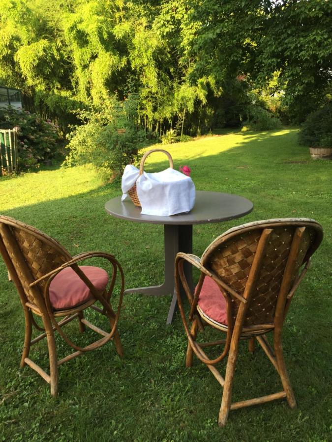 Bed and Breakfast Damechouette Pujols  Exteriér fotografie